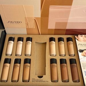 Shiseido Synchro Skin Self-Refreshing Tint - New! Makeup artist kit